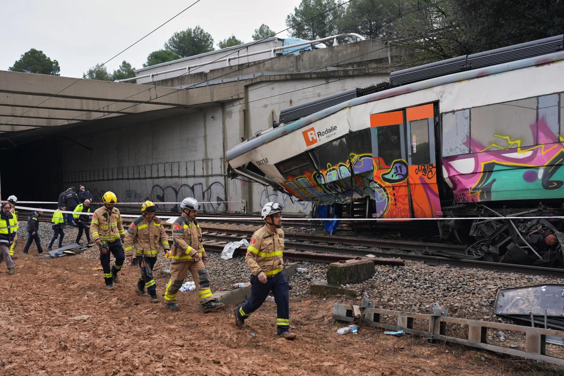 Spain authorities’ ‘confusion’ prevented priests from administering last rites to train crash victims