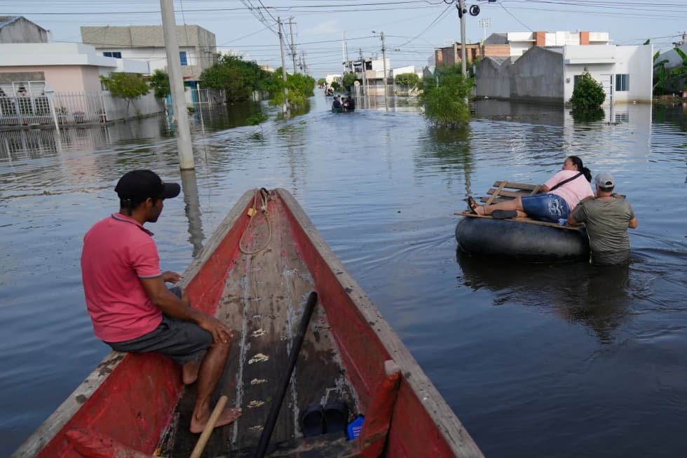 Catholics in Colombia bringing relief to thousands affected by floods